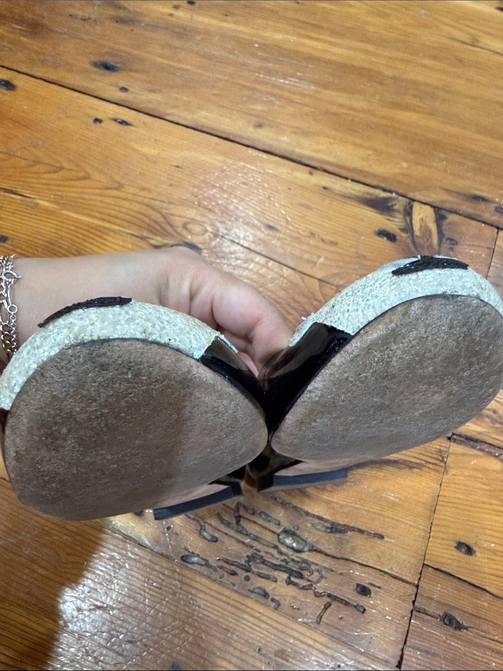 kate spade Black Patent Leather Ballet Flats with Glitter Bear Toes Size 7 M - Picture 8 of 10